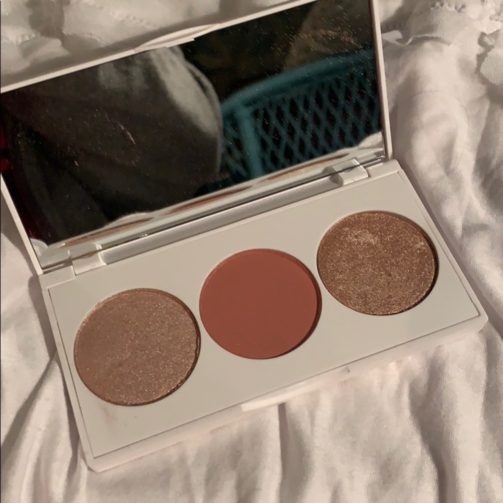 Madison Miller highlighter trio